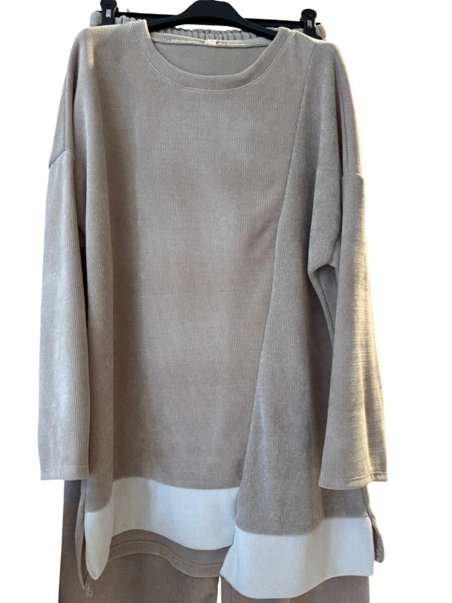 Damen-Hosenset aus gestricktem Cordimitat