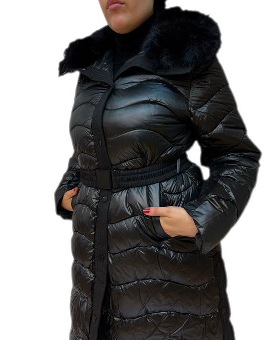 Cappotto donna elegante con cintura e pelliccia sintetica