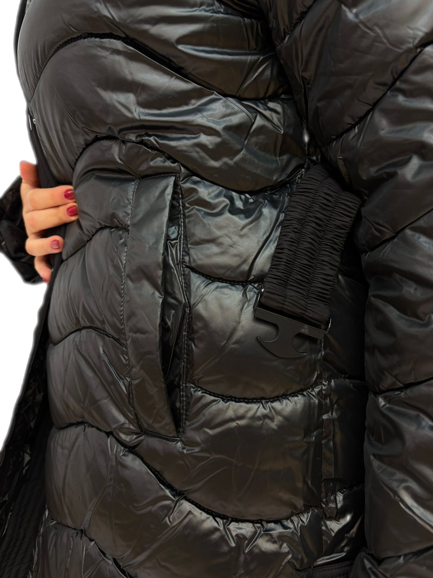 Cappotto donna elegante con cintura e pelliccia sintetica