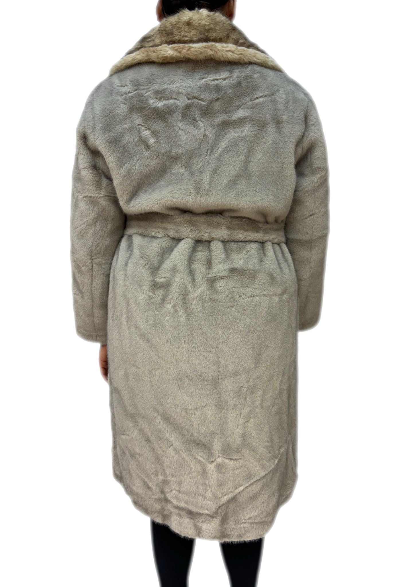 Cappotto lungo invernale elegante con pelliccia sintetica