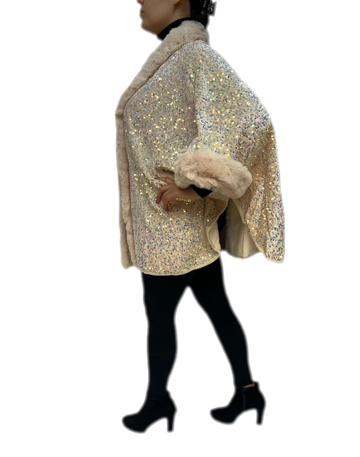 Cappotto mantoux giaccone tessuto a maglia con paillettes rifinito con pelliccia sintetica