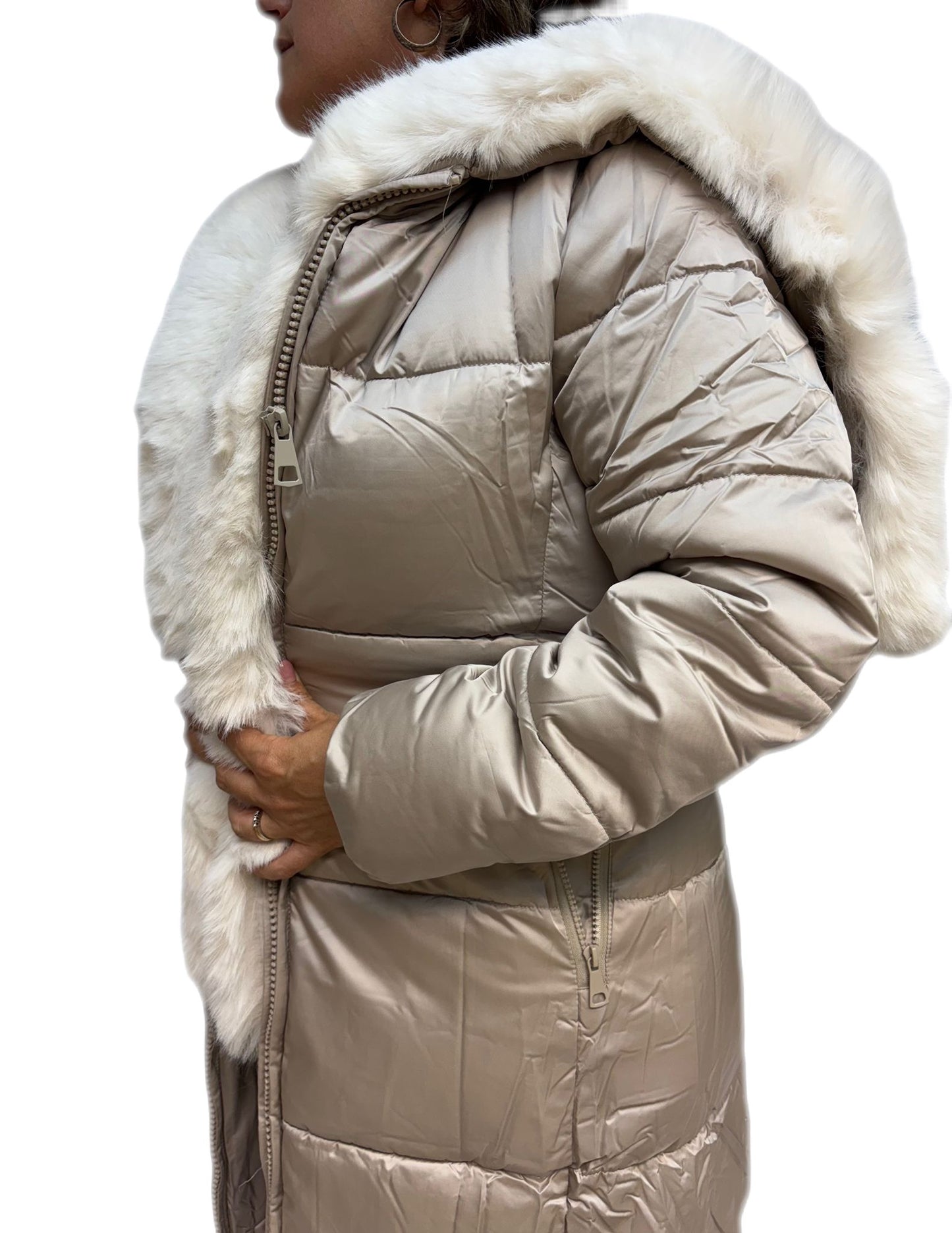 Cappotto trapuntato donna invernale con rifinitura in pelliccia sintetica