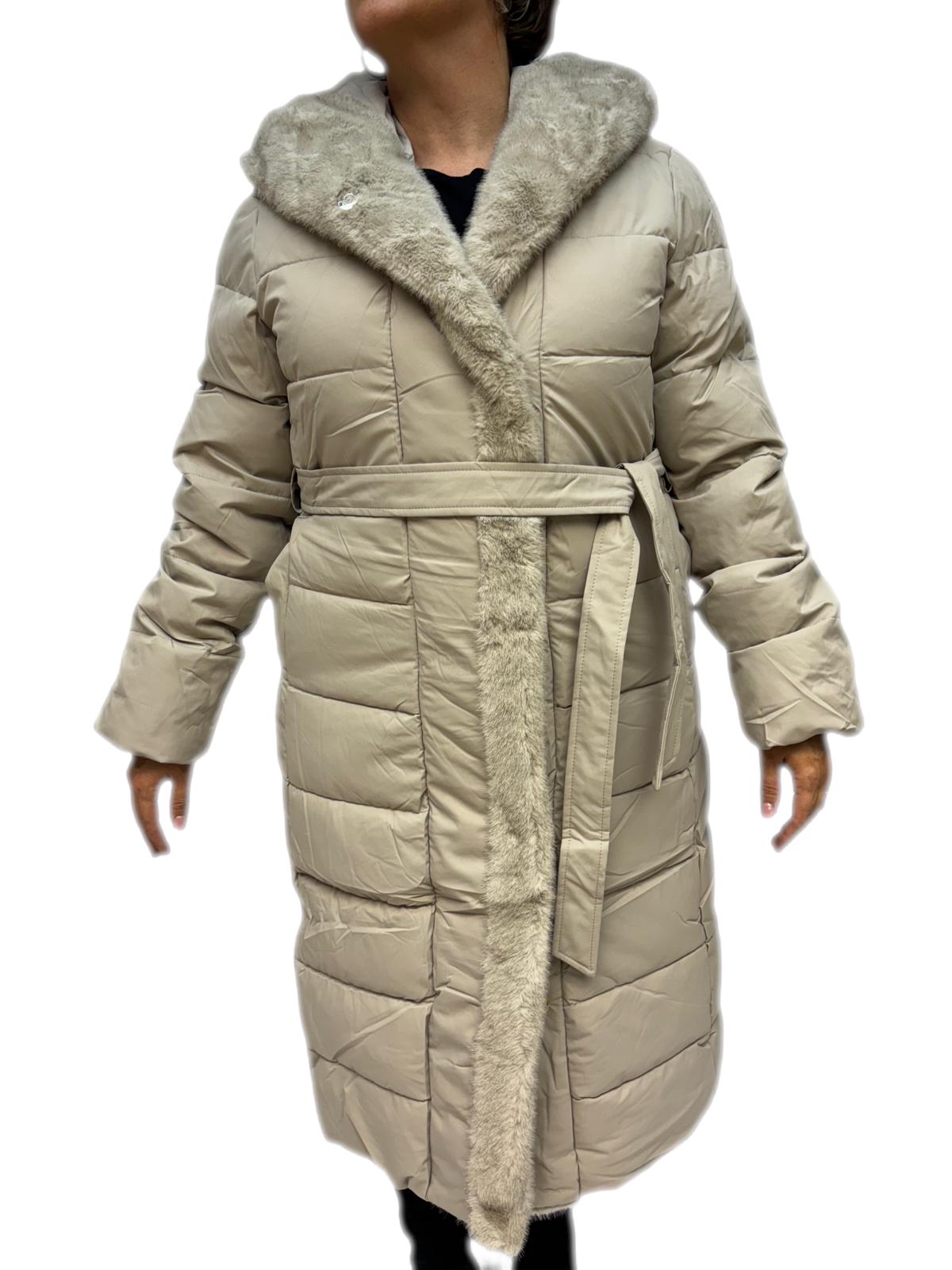Cappotto trapuntato donna invernale con rifinitura in pelliccia sintetica
