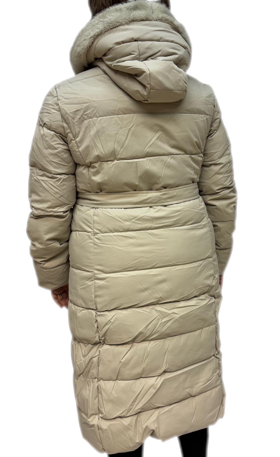 Cappotto trapuntato donna invernale con rifinitura in pelliccia sintetica