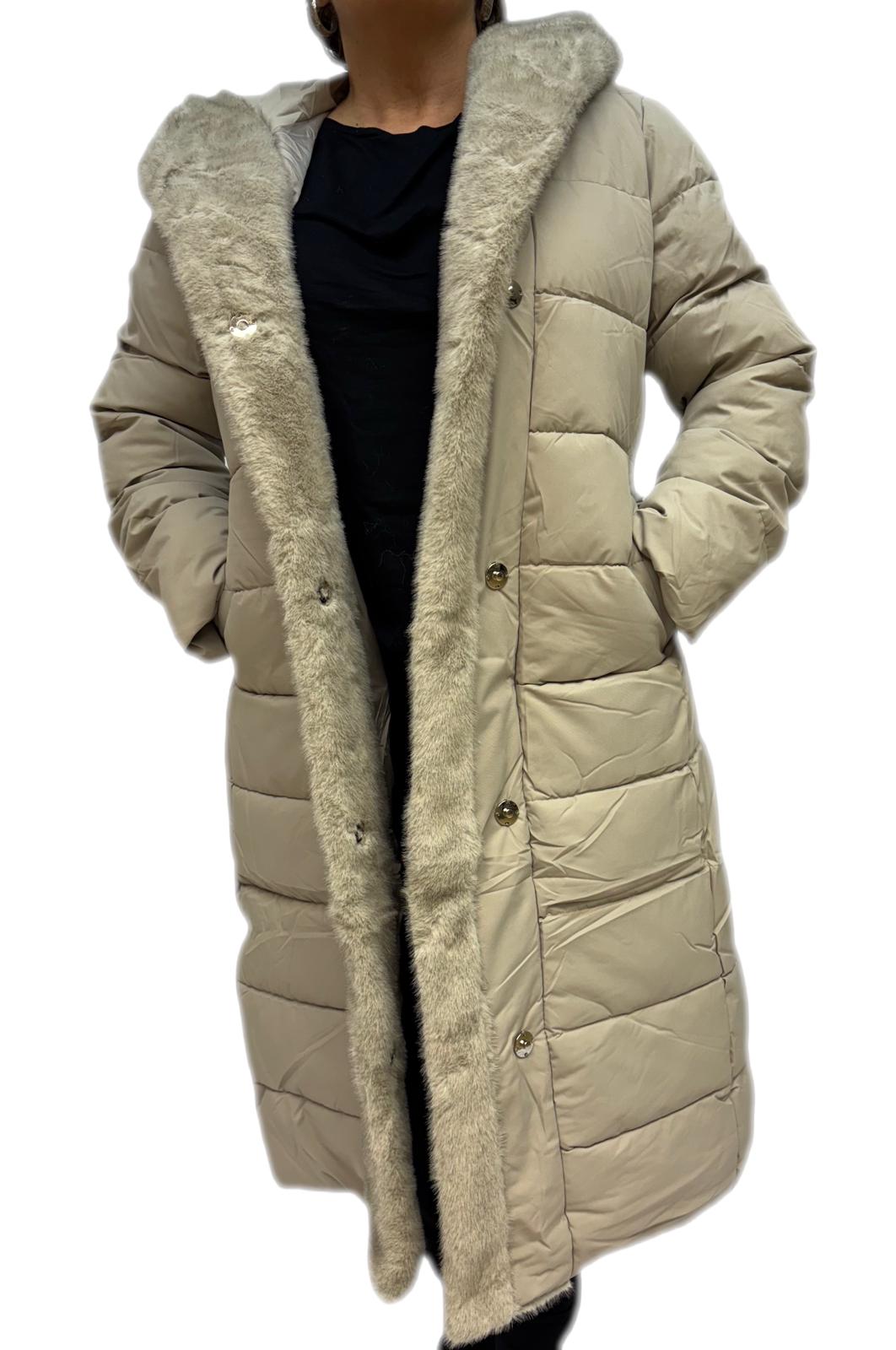 Cappotto trapuntato donna invernale con rifinitura in pelliccia sintetica