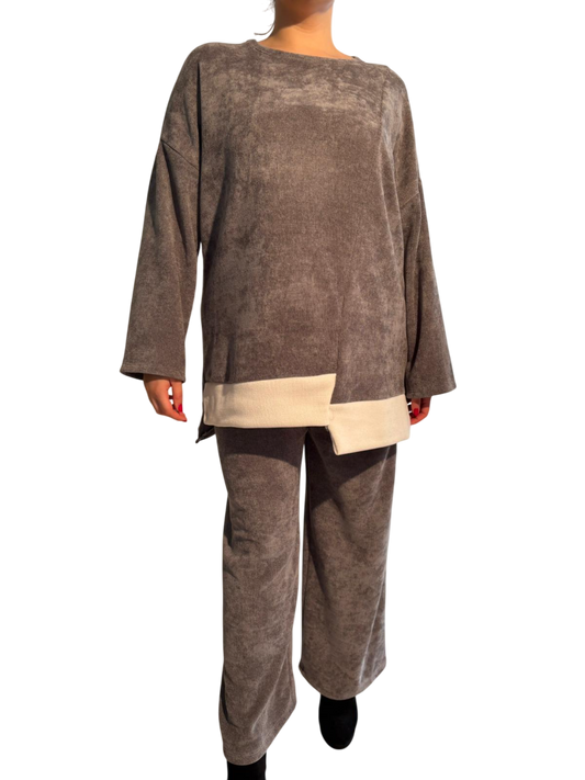 Damen-Hosenset aus gestricktem Cordimitat