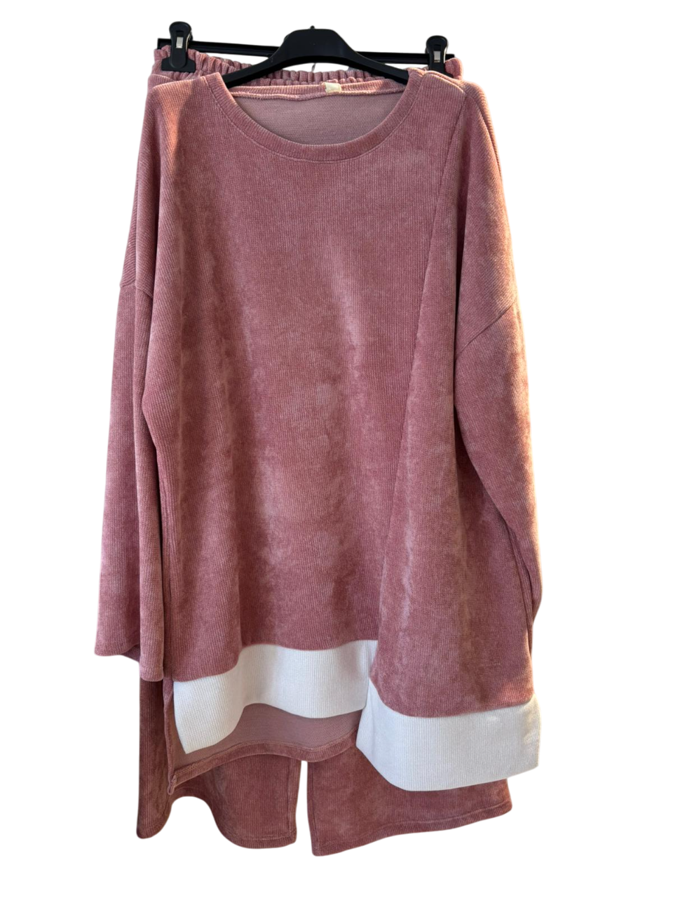 Damen-Hosenset aus gestricktem Cordimitat