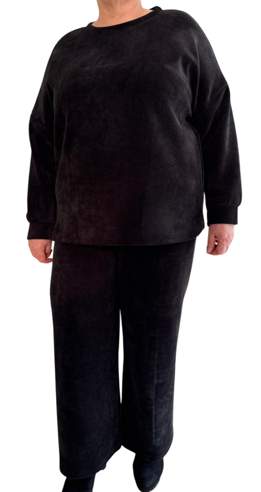 Anzug aus Cordimitat-Strick