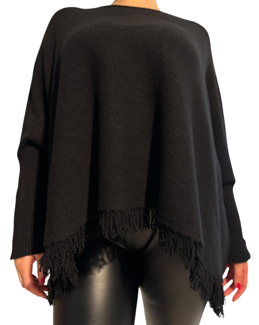 Übergroßer Pullover mit Fransen
