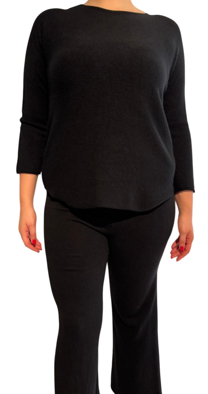Completo donna maglia e pantalone in morbido tessuto