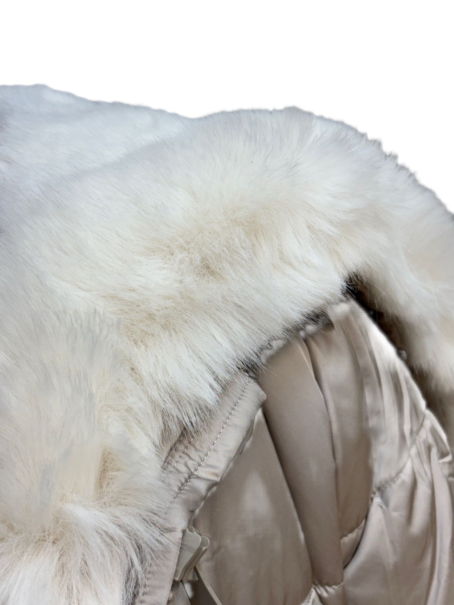 Cappotto trapuntato donna invernale con rifinitura in pelliccia sintetica