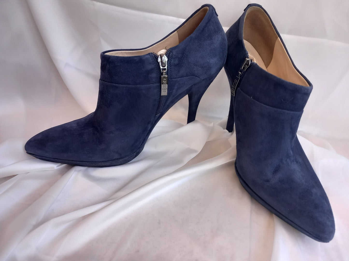 Guess Stivaletti in camoscio bluette