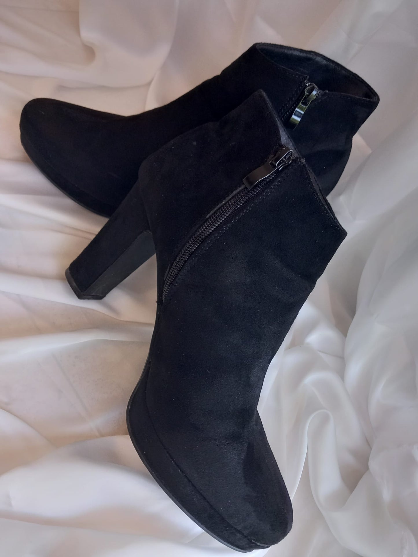 Stivaletti con plateau